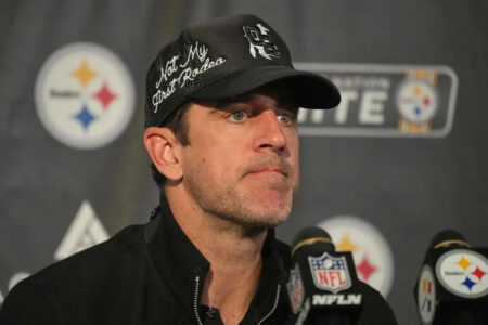 Aaron Rodgers rips Steelers field after missed field goal, injury to Miles Killebrew: ‘Borderline unplayable’