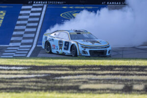 Kenny Wallace Asks Tough Question After Chase Elliott’s Kansas Triumph