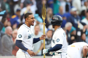 MLB playoffs 2025: Jorge Polanco and Julio Rodríguez come up big as Mariners tie ALDS in first home playoff win in 24 years