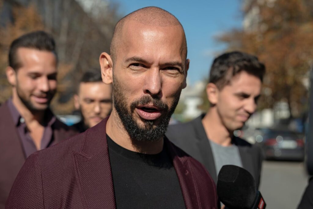 Andrew Tate announces boxing match with Misfits and ‘replaces’ KSI as CEO Andrew Tate announces boxing match with Misfits and ‘replaces’ KSI as CEO