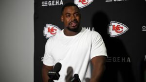 Chiefs’ Chris Jones Explains Why He Got Off Social Media, Talks Effort on Lawrence TD