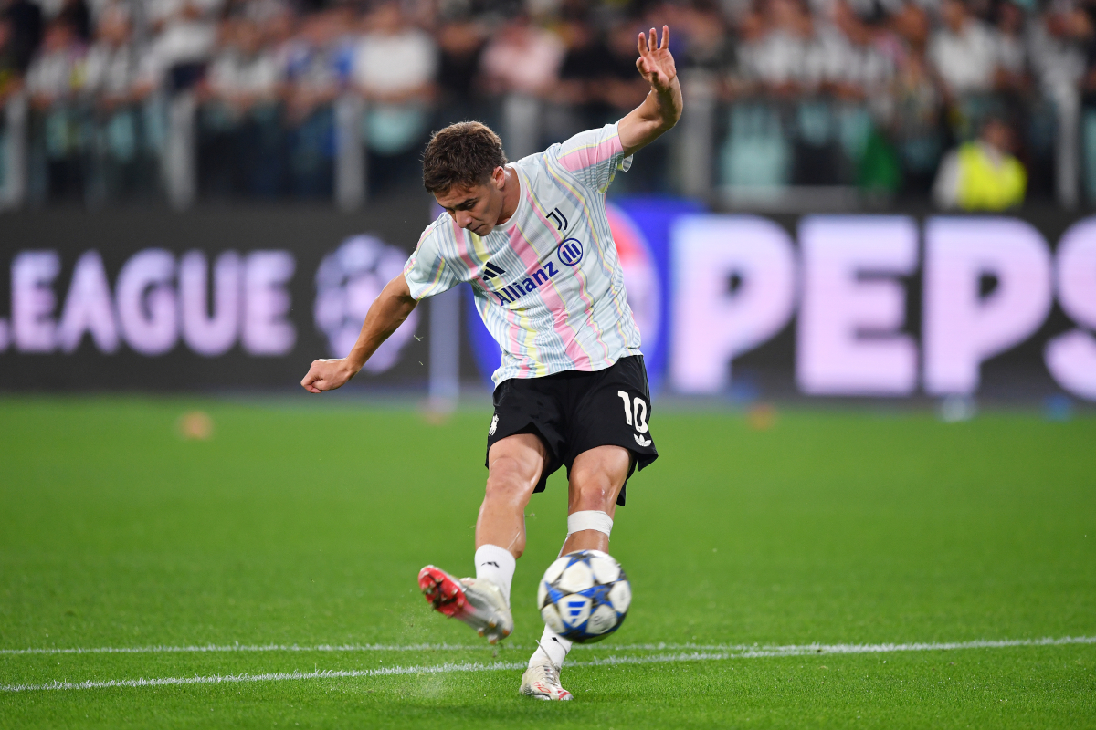 TURIN, ITALY - SEPTEMBER 16: Kenan Yildiz of Juventus warms up prior to the UEFA Champions League 2025/26 League Phase MD1 match between Juventus and Borussia Dortmund at Juventus Stadium on September 16, 2025 in Turin, Italy. (Photo by Valerio Pennicino/Getty Images)