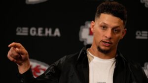 Patrick Mahomes Says Chiefs ‘Not Afraid’ of Anybody After Branch, JuJu, Lions Fight