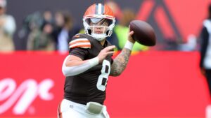Myles Garrett Praises ‘Composed’ Dillon Gabriel After Browns’ Loss to Vikings