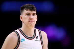 Jake LaRavia, at only 23, fits right into Lakers’ future plans