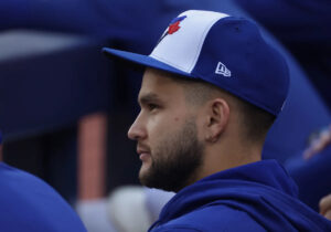 Blue Jays SS Bo Bichette remains out of the lineup with knee injury heading into ALCS Game 1 vs. the Mariners