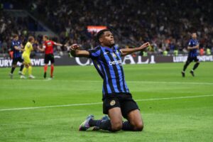 Inter Milan ace Dumfries makes UCL round two best XI