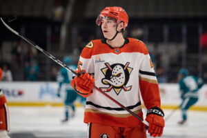 Ducks’ Opening Night Roster Highlighted by Sennecke, 3 Goalies