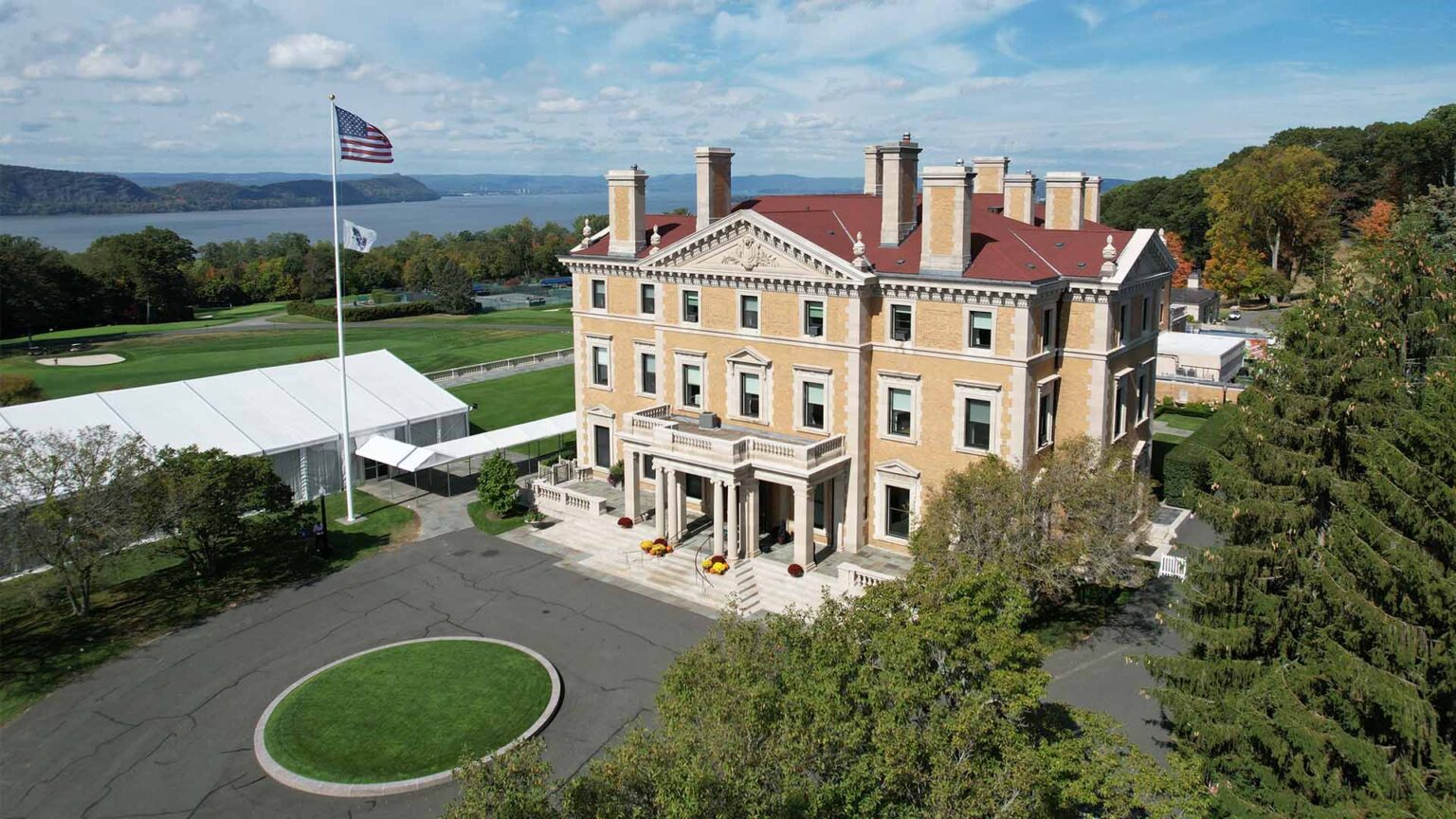 Inside Sleepy Hollow’s epic clubhouse, one of golf’s most opulent retreats Inside Sleepy Hollow’s epic clubhouse, one of golf’s most opulent retreats