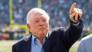 Report: Jerry Jones will not appeal his 0,000 fine