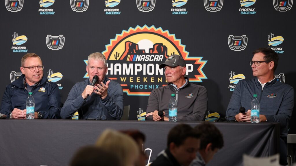 NASCAR Cup champion to be crowned Sunday on NBC, Peacock from Phoenix Raceway NASCAR Cup champion to be crowned Sunday on NBC, Peacock from Phoenix Raceway