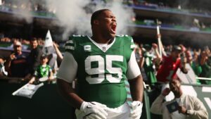 Jets get their first takeaway of season, lead Broncos 3-0