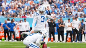 Colts K Spencer Shrader’s knee injury “doesn’t look good”