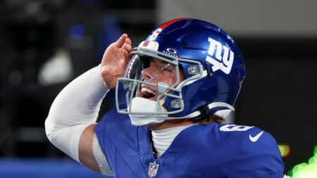 Thursday Night Football: Jaxson Dart, Giants lead Eagles 20-17 at halftime