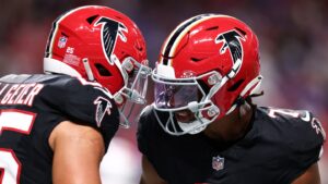 Bijan Robinson’s career-long run has Falcons leading 21-7