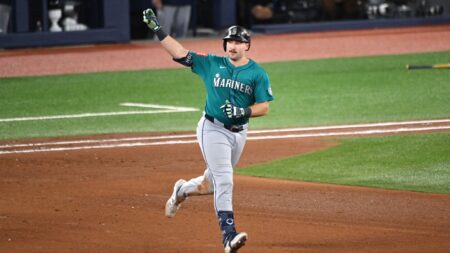 Raleigh homers, Polanco drives in 2 runs and Mariners beat Blue Jays 3-1 in ALCS opener