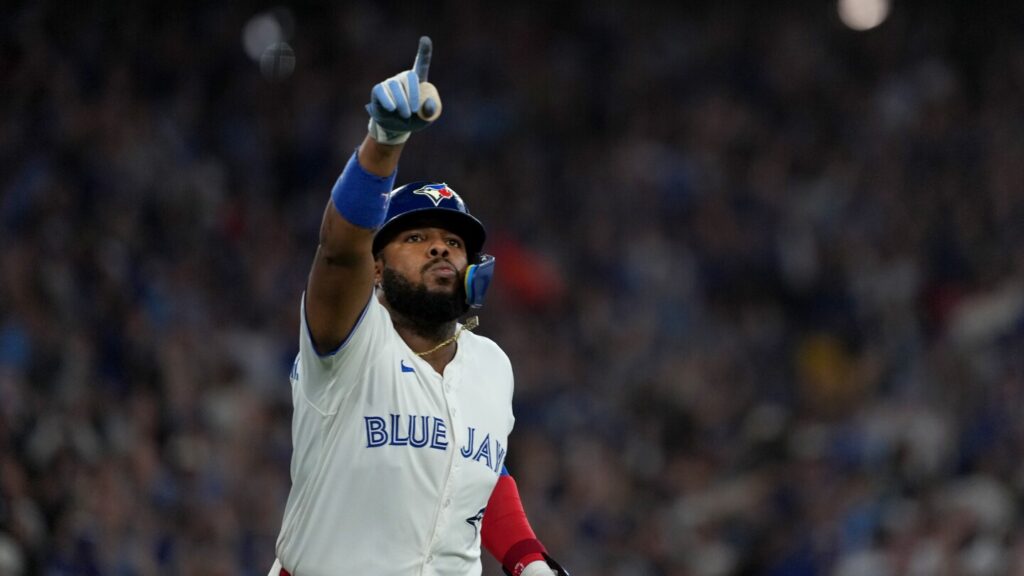 Guerrero hits 6th postseason homer and Blue Jays beat Mariners 6-2 to force Game 7 of ALCS Guerrero hits 6th postseason homer and Blue Jays beat Mariners 6-2 to force Game 7 of ALCS
