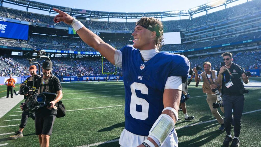2025 NFL Rookie Report: Jaxson Dart steps into starting QB role, mixed results for big-name running backs