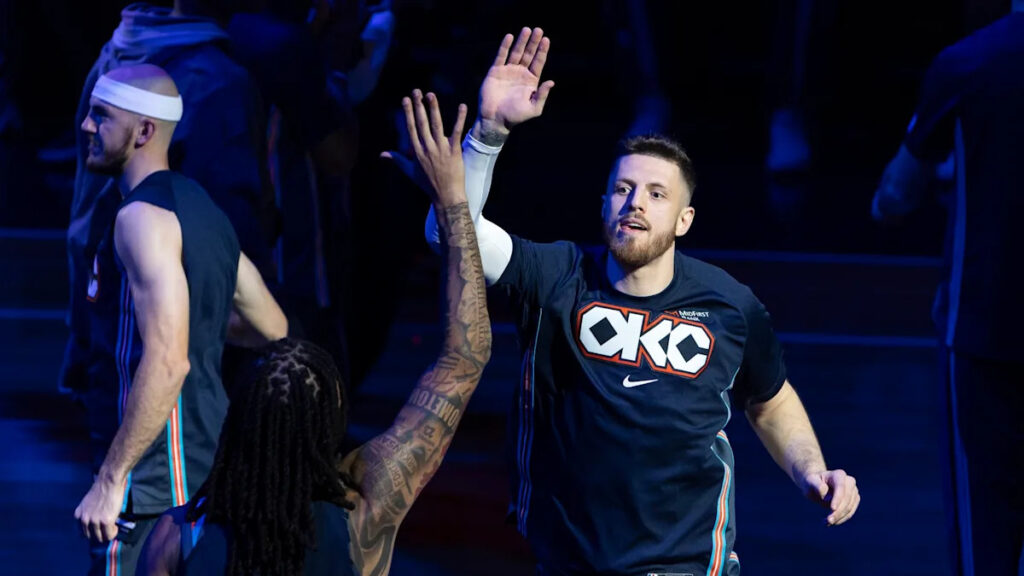 Thunder’s Isaiah Hartenstein out at least 10-14 days due to right soleus (calf) strain Thunder’s Isaiah Hartenstein out at least 10-14 days due to right soleus (calf) strain