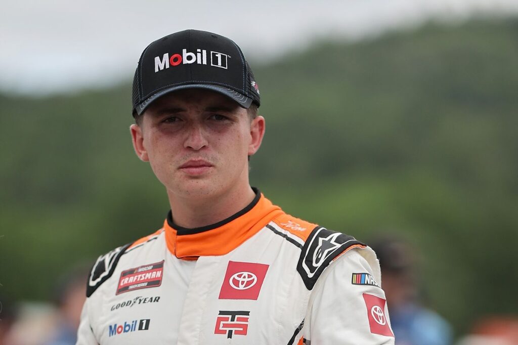 17-year-old Brent Crews secures 2026 NASCAR O’Reilly seat with Joe Gibbs Racing