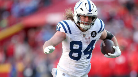 Tyler Warren set to play against Texans