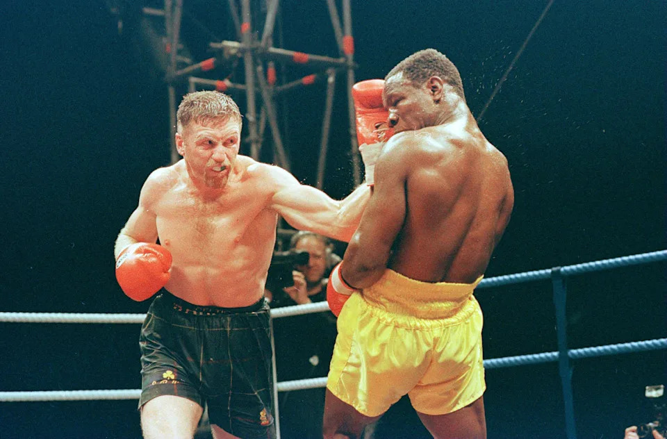 9 SEP 1995:  STEVE COLLINS OF IRELAND CONNECTS WITH A PUNCH TO THE HEAD OF CHRIS EUBANK OF GREAT BRITAIN IN THEIR WBO WORLD SUPER-MIDDLEWEIGHT TITLE FIGHT HELD IN CORK, IRELAND. Mandatory Credit: Holly Stein/ALLSPORT