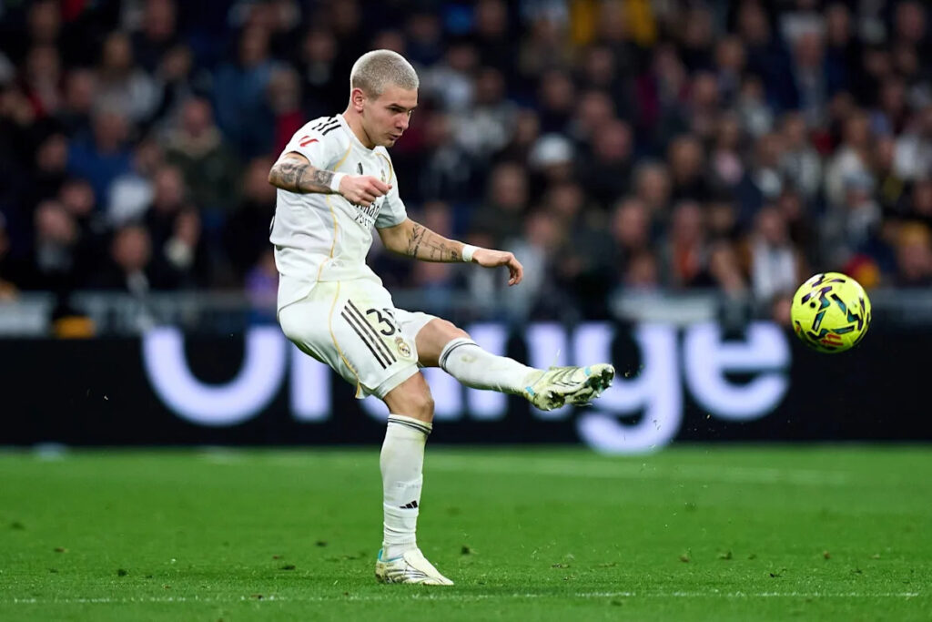 Real Madrid trains normally with group after picking up knock against Valencia