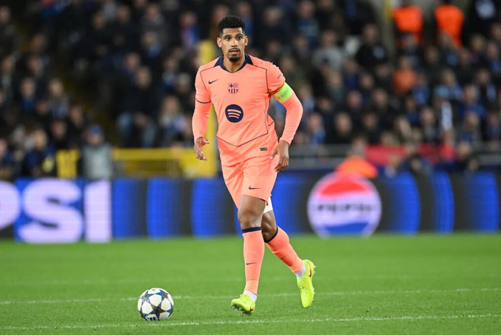 Tottenham Hotspur Wanted To Recruit This Barcelona Defender: Should Frank Go Back For Him?