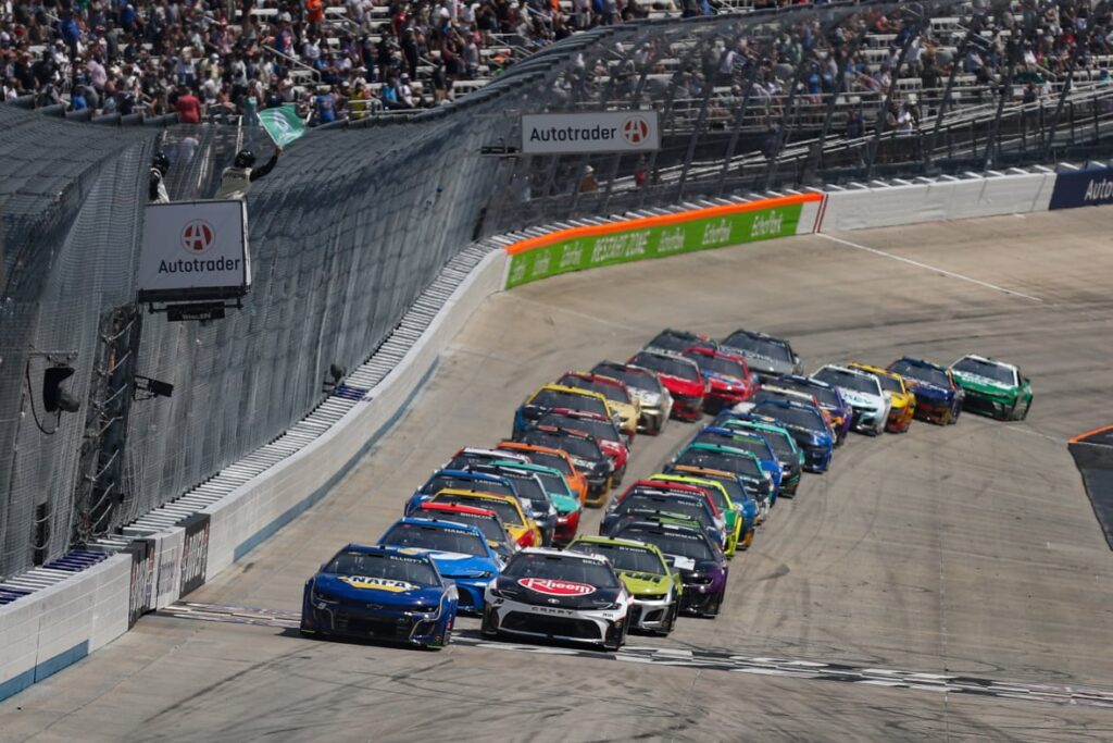 NASCAR Predictions for Autotrader 400: 5 Projections for Cup Series Race at Atlanta NASCAR Predictions for Autotrader 400: 5 Projections for Cup Series Race at Atlanta