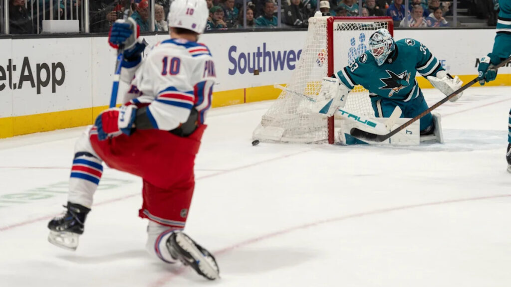 Kings acquire Artemi Panarin from Rangers for Liam Greentree, conditional third-round pick