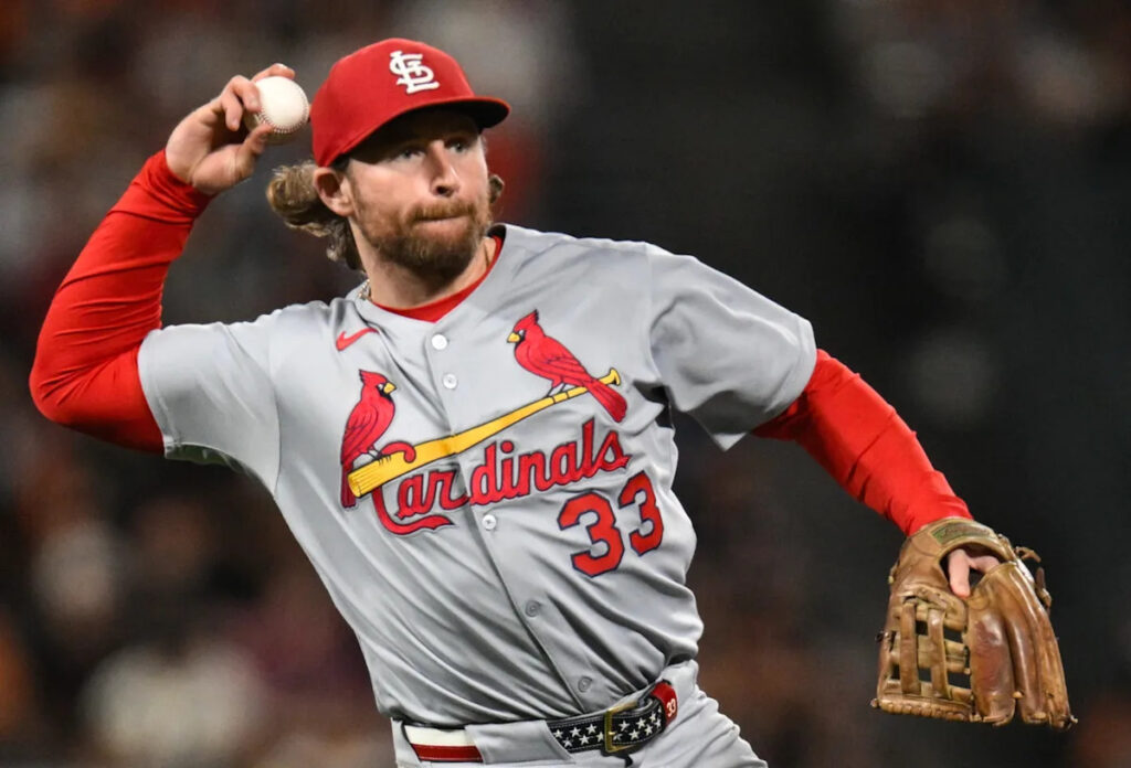 Mariners acquire All-Star second baseman Brendan Donovan from Cardinals
