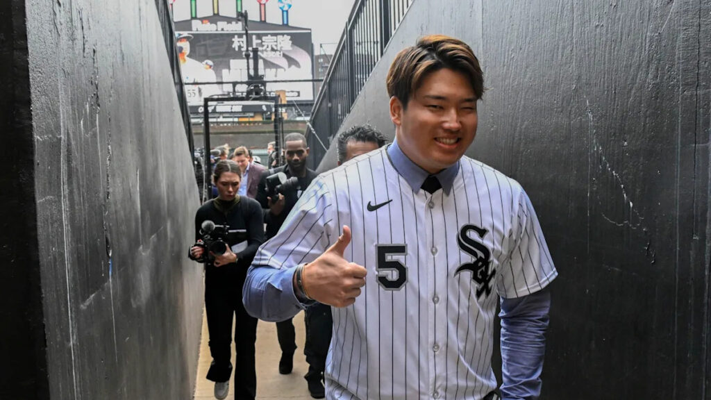 White Sox are counting on Japanese slugger Munetaka Murakami to add pop to their lineup White Sox are counting on Japanese slugger Munetaka Murakami to add pop to their lineup