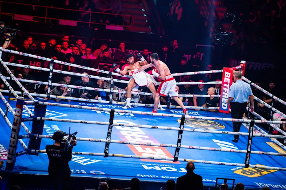 Kelly survived adversity, climbing off the canvas at one point (Dave Thompson Matchroom Boxing)