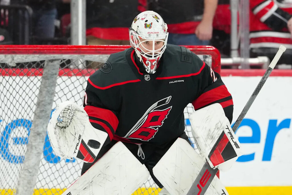 Hurricanes, Bussi Agree To Three-Year Extension