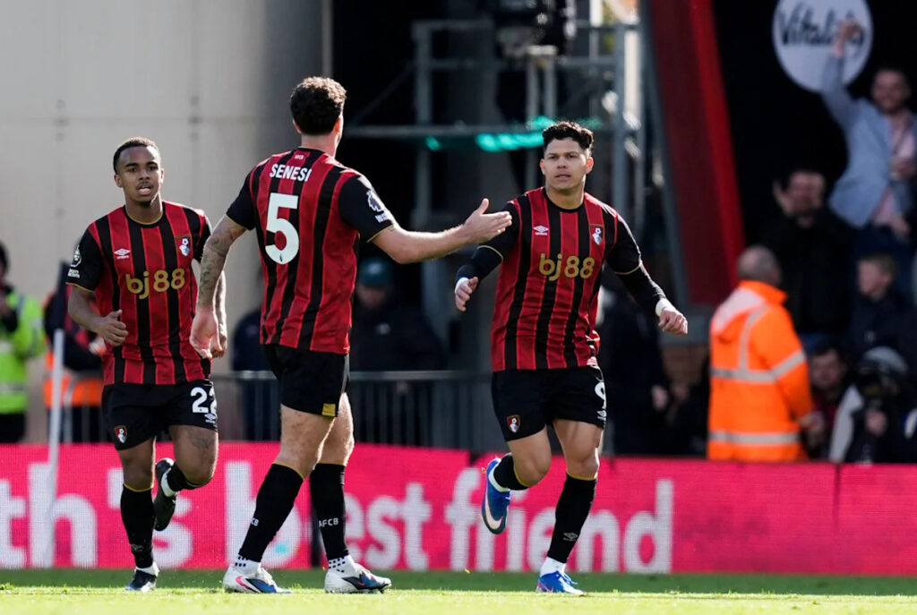 Bournemouth draws 1-1 with Sunderland to stretch unbeaten Premier League run to 8 games