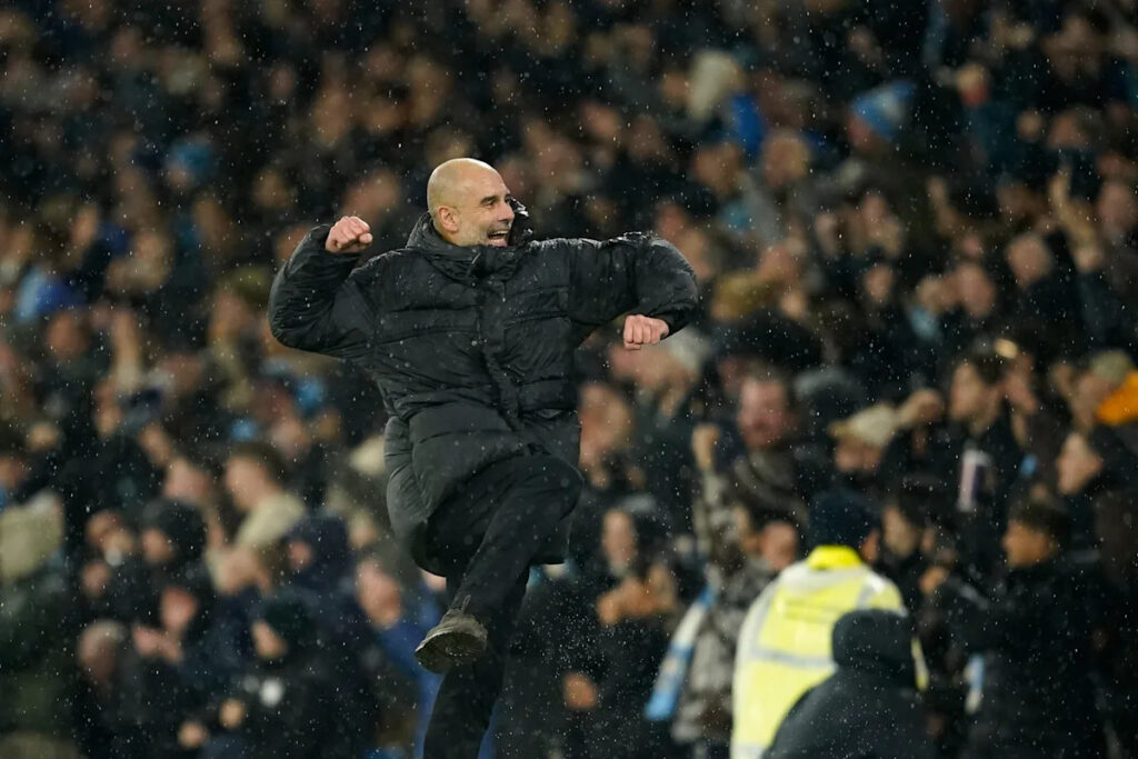 Man City closes in on Premier League leader Arsenal with 3-0 win against Fulham
