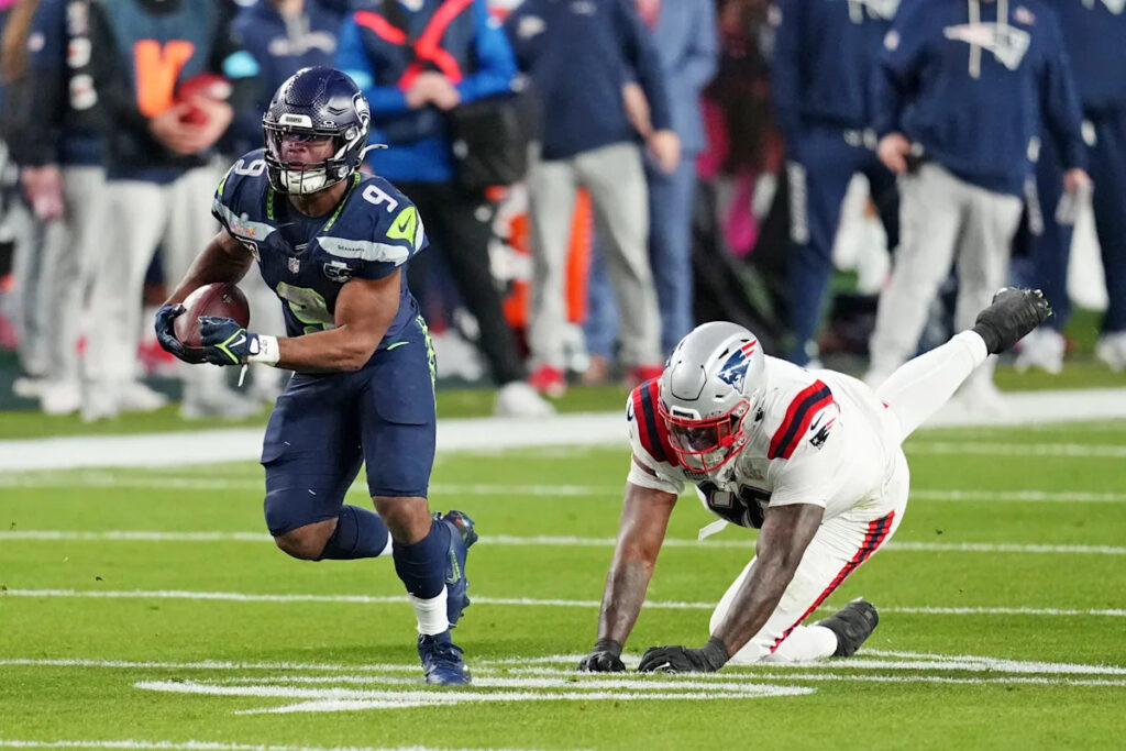 Super Bowl MVP Kenneth Walker negotiating for new deal, Seahawks GM says