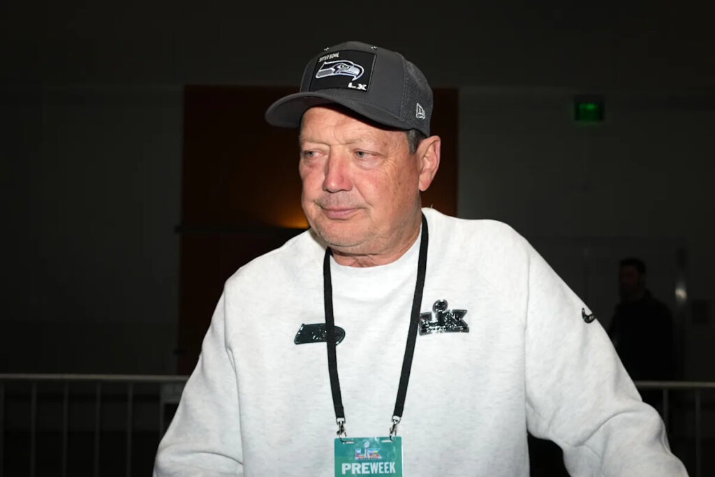 Another Seahawks coach set to leave for Klint Kubiak’s Raiders