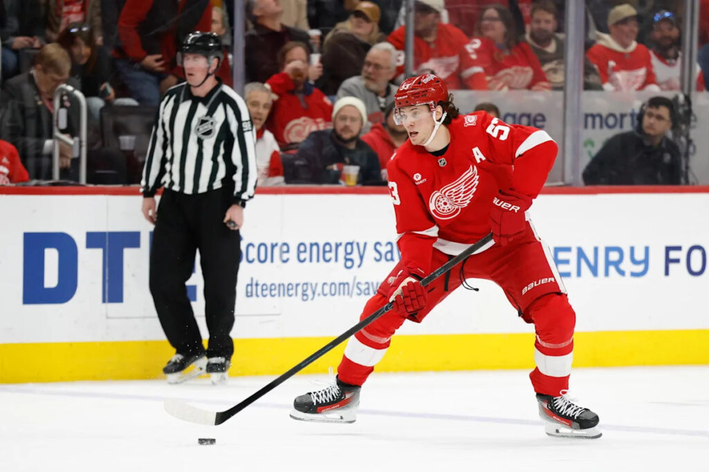 Hall of Famer Chris Pronger Weighs In on Red Wings Defenseman Moritz Seider