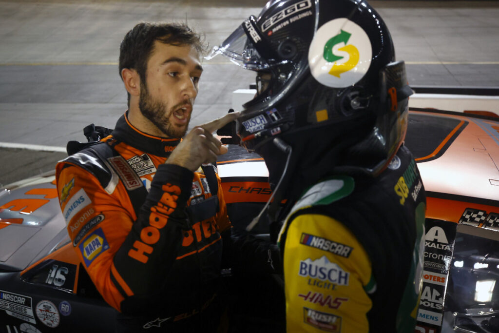 Kevin Harvick Discusses Potential Impact New Championship Format will have on Chase Elliott