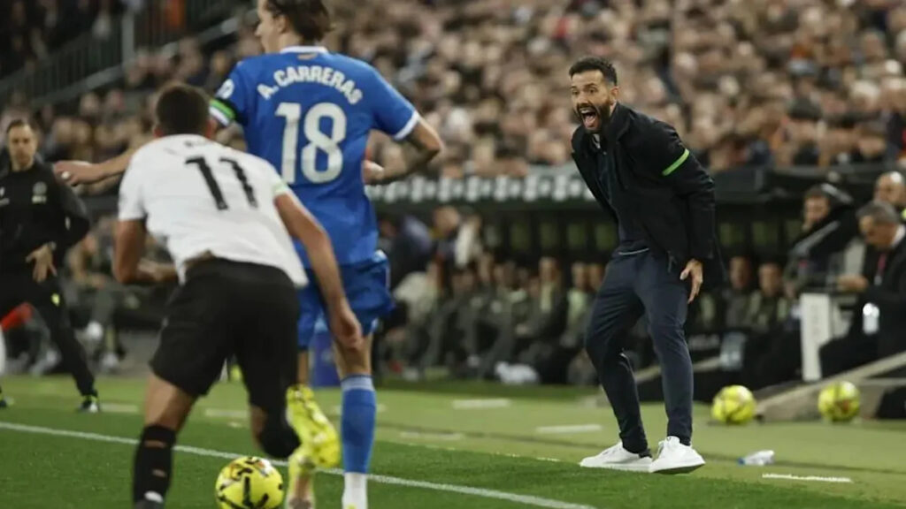 Mestalla rejects Carlos Corberan as Real Madrid punish Valencia’s shortcomings