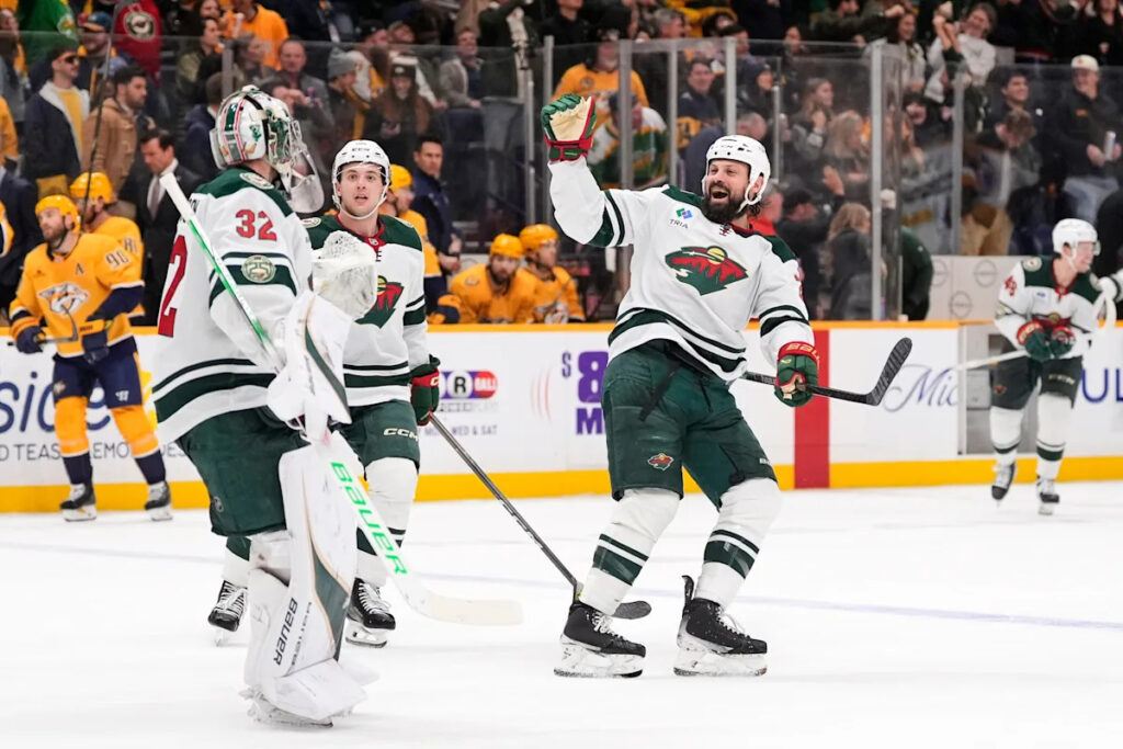 Wild and Stars on playoff collision course in powerful Central Division as they chase NHL-best Avs