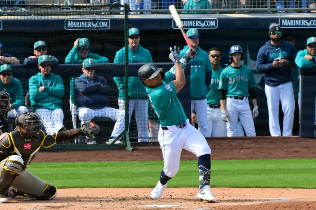 Michael Arroyo shines as Mariners take Spring Training opener from Padres, 7-4