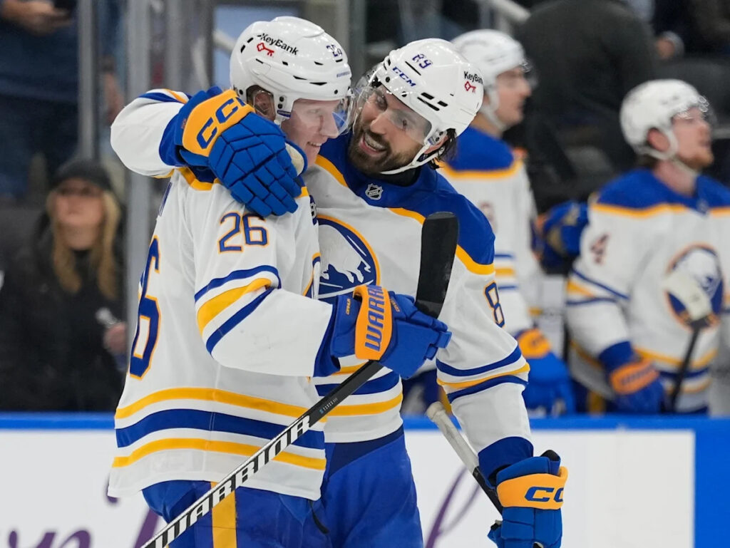 Who are the top remaining free agents after Artemi Panarin deal?