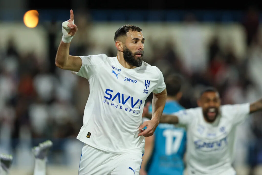 Benzema bags a hat-trick on his Al-Hilal debut 💥