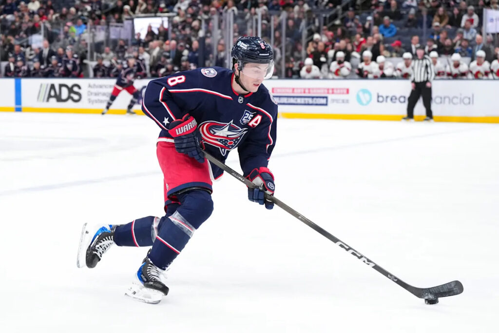 Werenski’s milestone and Greaves’ shutout lead Blue Jackets to 7th straight win, 4-0 over Blackhawks