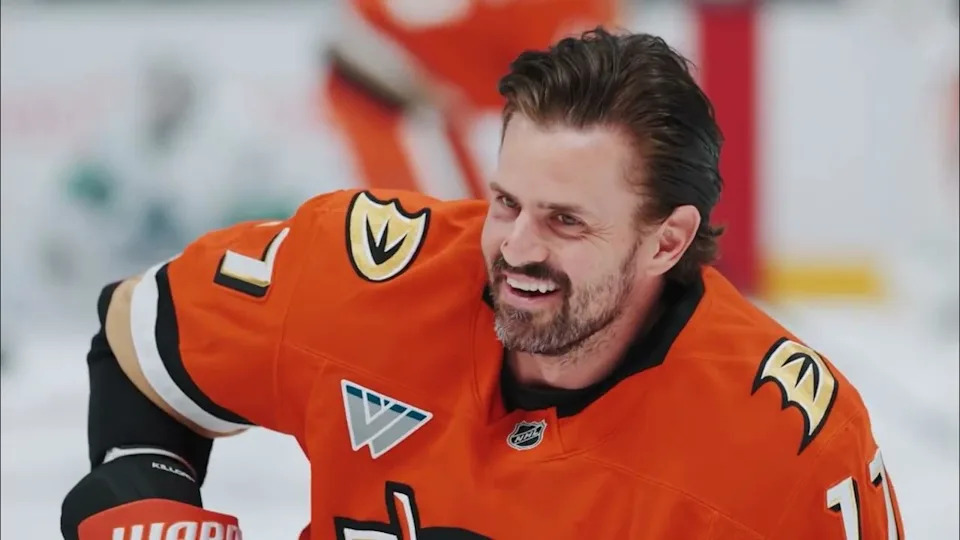 Alex Killorn Honored for 1,000th NHL Game by Ducks and NHL