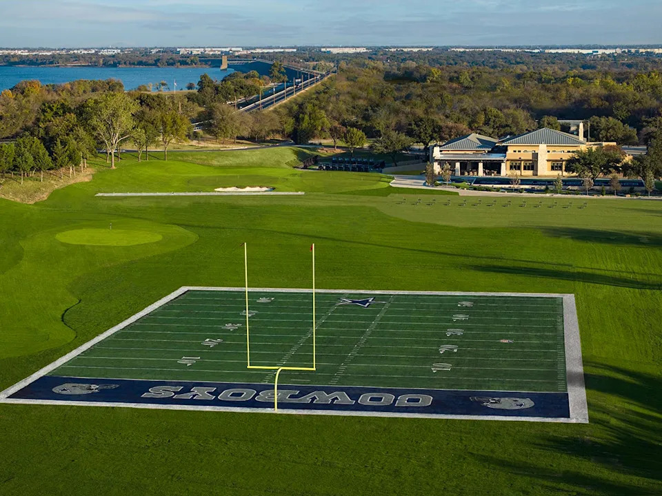 The new practice facility at Cowboys Golf Club in Texas features artificial turf from AT&T Stadium plus a regulation set of goal posts.
