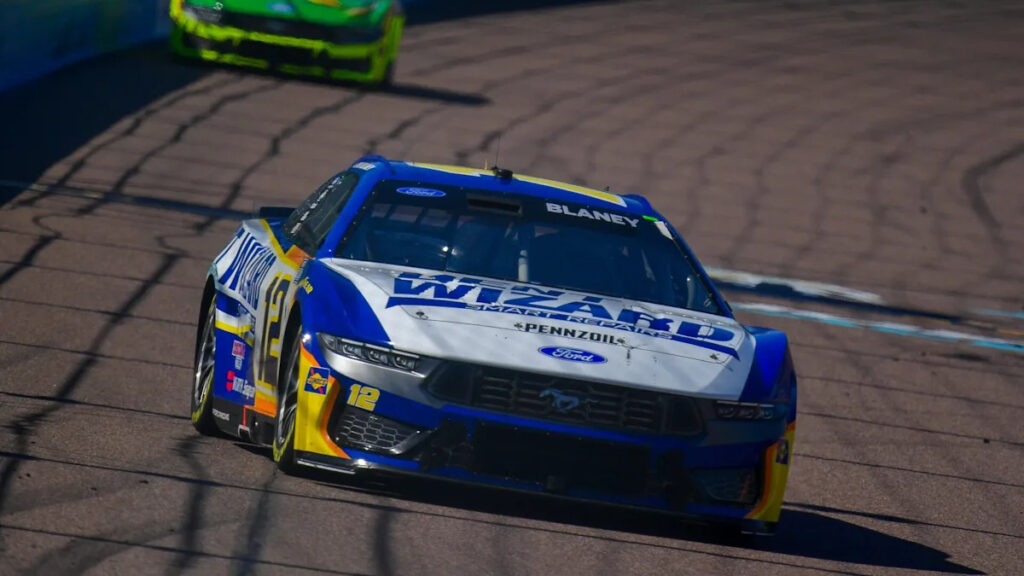 Blaney ends Reddick’s streak to give Team Penske a Phoenix weekend sweep