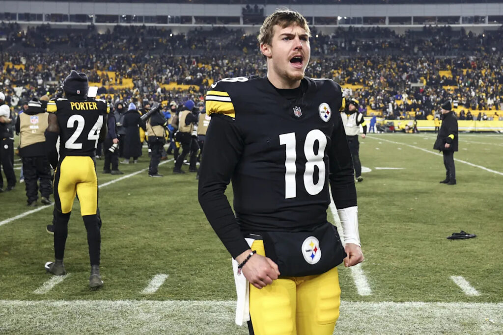 McCarthy doubles down on Will Howard praise as Steelers weigh QB future